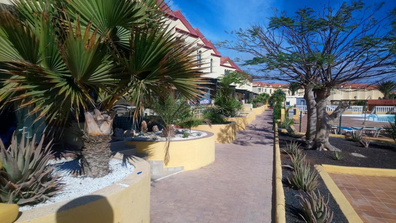 Green Oasis By The Pool コスタ・カルマ エクステリア 写真